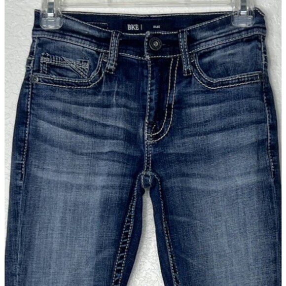 BKE Alec Jeans Buckle Sz 25x30 (27”L) Dark Wash With Fading Straight - Picture 3 of 14